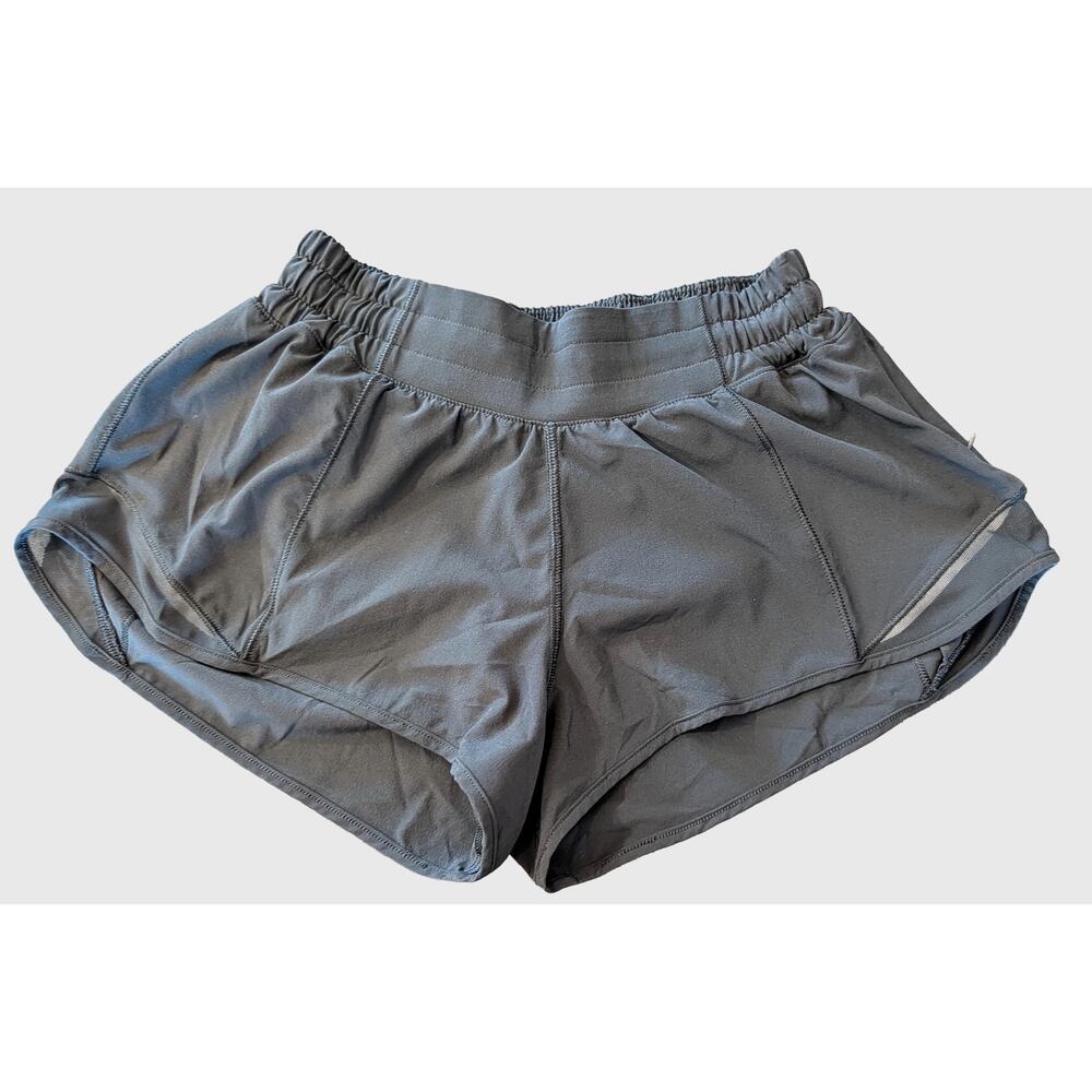 Lululemon Hotty Hot Low-Rise Lined Shorts 2.5" Black Size 4